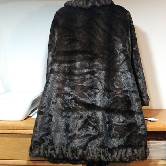 Jones New York faux fur coat xl - Picture 13 of 13